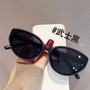 Retro cat-eye sunglasses women's high-end sense is suitable for square face sunscreen glasses seaside anti-UV men's sunglasses