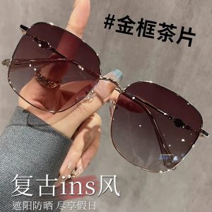 The new Korean large-frame slimming sunglasses anti-UV sunshade retro metal frame can be matched with myopic sunglasses for women