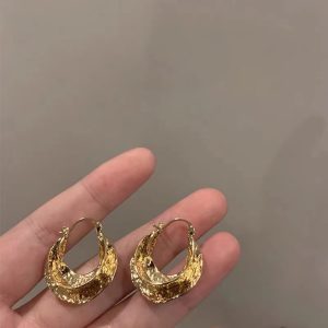French vintage metal pleated earrings, niche design, new cool style simple earrings, earrings