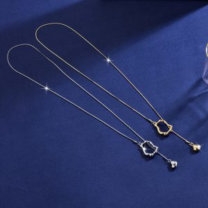 Fresh and sweet minimalist necklace women's geometric tassels light luxury draw long sweater chain collarbone chain accessories wholesale
