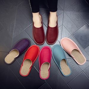 Spring and Autumn Baotou non-smelly feet leather home slippers women's indoor household anti-slip waterproof soft-soled linen sandals men