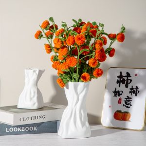 Plastic imitation ceramic entrance decorations, ornaments, living room, office, TV, chest of drawers, home vases, vases, vases