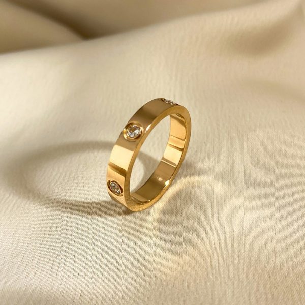 Titanium steel bathable simple and generous titanium steel ring women's fashion is trendy niche design exquisite decoration ring pair ring