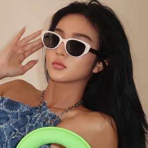 White retro cat-eye sunglasses women's anti-ultraviolet sunglasses fashion square round face narrow frame luxury glasses trend
