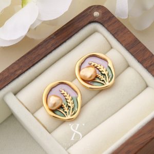 Monet's garden vintage oil painting earrings women's retro niche design sense freshwater pearl silver needle earrings female high-end sense