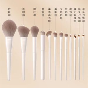 Cheng Shian recommends cloud porcelain makeup brush sets, eyeshadow brushes, blade brushes, sickle brushes, eyeliner brushes, loose powder makeup tools