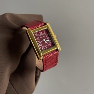 French vintage niche belt watch women's simple light luxury brand luxury luxury student temperament Roman dial