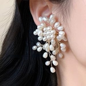 Cross-border hot selling pearl waterfall flower hand-wound pearl French elegant high-end temperament tassel earrings for women