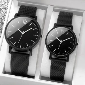Cross-border foreign trade new couple quartz watch plastic strap men's women's wrist performance goods wholesale one generation