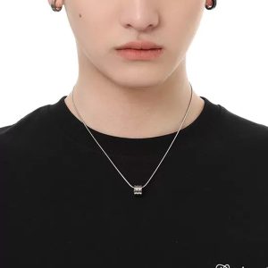 Xiaoman waist necklace men's trendy clavicle chain, men's light luxury, niche high-end boys' accessories, send boyfriends
