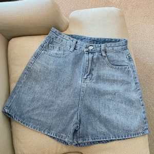 Denim shorts, women's new summer trendy ins, Internet celebrities, high-waisted, simple, thin, loose-legged, versatile A-line hot pants