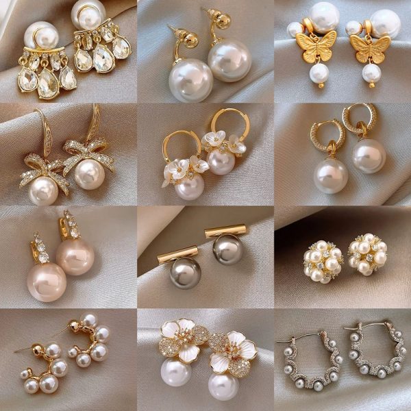 Real gold, silver plated needles, freshwater pearls, flower earrings, fashionable high-end earrings, French light luxury, elegant earrings, women