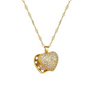 Light luxury temperament, gorgeous peach heart, pearl shell necklace, female Internet celebrity, wild clavicle chain, titanium steel chain