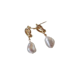 French Retro Baroque Pearl Earrings Women's 2024 New Cross-border 5elect Trendy Light Luxury Temperament Knot Earrings