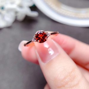 Imitation 925 silver red gemstone garnet women's ring opening design ins simple style fashion birthday gifts Japan and South Korea
