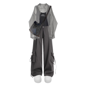 Cool and sassy summer ootd outfit huge good-looking sunscreen professional suit women's 2025 summer hot two-piece set