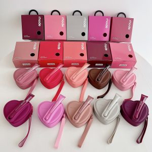 Hailey's same rhode lipstick, lip gloss, love silicone bag, small change, heart-shaped cosmetic bag, e-cigarette bag