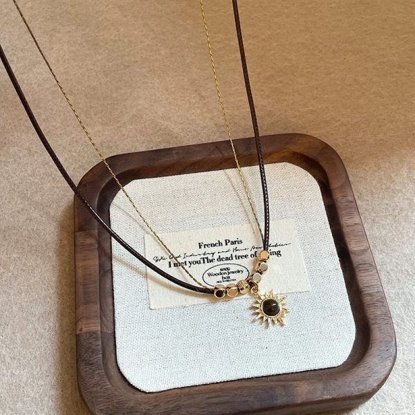 Golden sunflower tiger's eye necklace women's light luxury high-end sense double stacked sweater chain retro Maillard accessories - Image 3