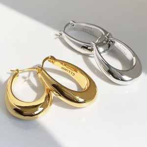 French vintage water drop earrings for women, women's 2025 new trendy niche design light luxury earrings