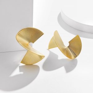 European and American cross-border personality temperament is fashionable, geometric earrings, women's retro spiral fan leaf earrings, unique earrings