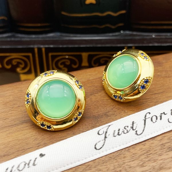 French court style round inlaid jade natural stone retro high-end earrings design gold earrings women - Image 3