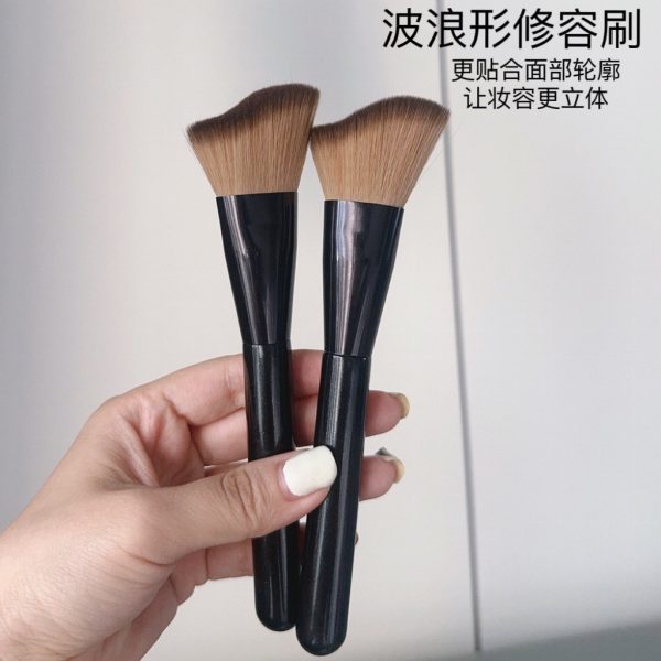 A115 Contour Brush Wavy Fit Face Contour Side Face Bevel Three-Dimensional Shadow Brush Beginner Makeup Brush