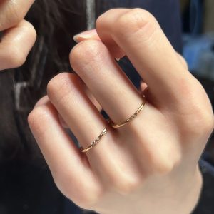 Super fine hands ~ high-end sense of small zircon rings, women's fashion personality, titanium steel ring tail ring, 2024 new trend