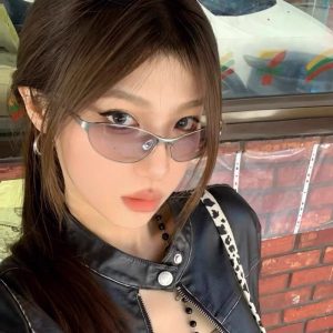 Cross-border new European and American style personalized cat eye sunglasses, futuristic hot girl technology glasses, old money style sunglasses