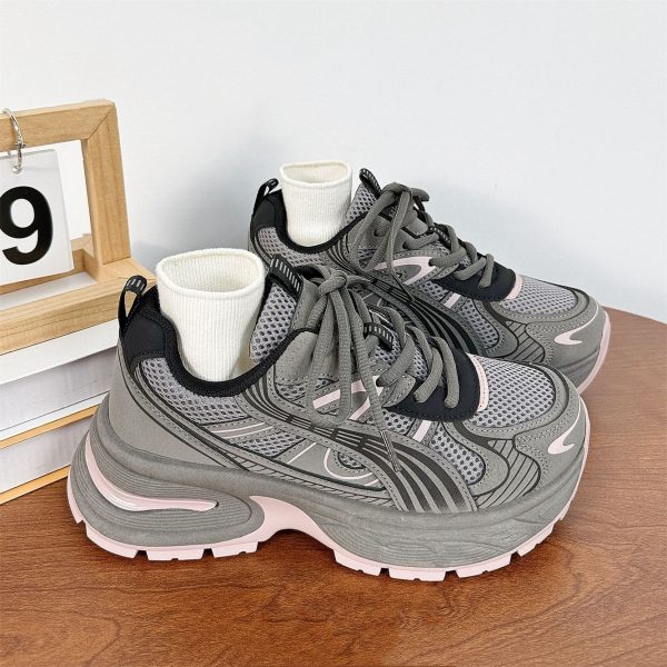 2025 spring/summer new student mesh breathable dad shoes women's Korean version of ins trendy street shooting retro platform sneakers