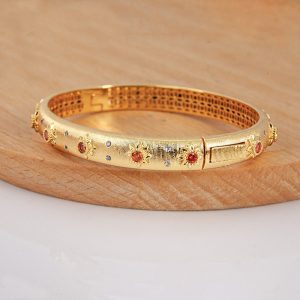 Italian Bujia New Diamond Encrusted Bracelet Women 18k Versatile Light Luxury Vintage Imperial Green Bracelet Jewelry Wholesale