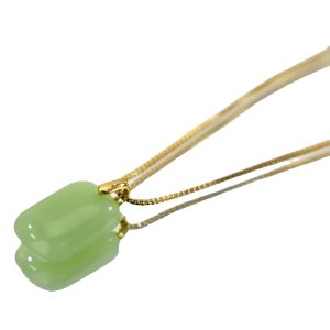 In 2023, the new popular necklace women's light luxury brand pendant emerald green white clavicle chain INS