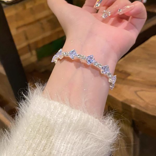 Super flash zircon bracelet women's light luxury delicate niche high-end French bracelet crystal shining diamond design hand jewelry - Image 2