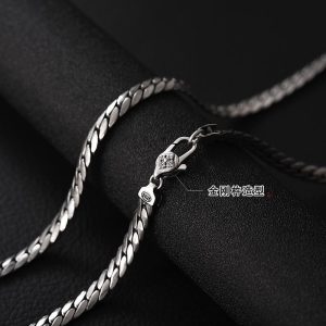 High-grade Cuban snake bone chain men's trendy and versatile necklace trendy men's retro sense of luxury niche plain chain wholesale