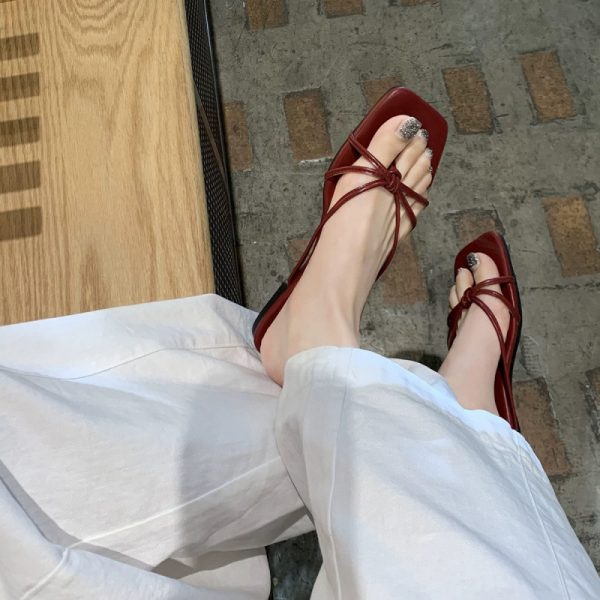New sheepskin version ~ French evening breeze square toe thin strap flat slippers women's summer wear simple clip-on flip-flops