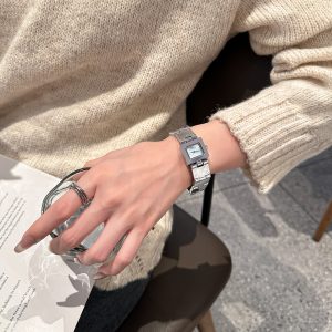 Love Pisno IBSO Spring New Gold Small Square Watch Light Luxury Niche Fashion Simple Women's Watch Steel Strap