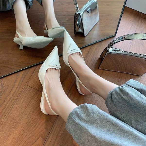 Cat heel toe sandals women's 2024 summer new pointed toe temperament fairy style single shoes low heel triangle mark French sandals - Image 2