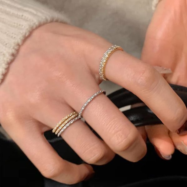 Super flash pearl row diamond thin ring ring women's light luxury high-end personality unique exquisite fashion versatile ring ring - Image 3