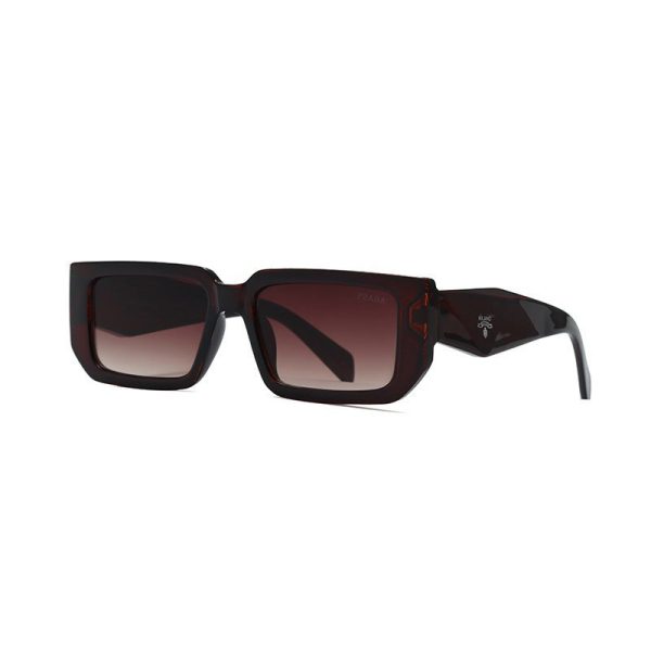 22012 new fashion small frame sunglasses men's and women's trend street shooting sunglasses rectangular sunglasses - Image 4