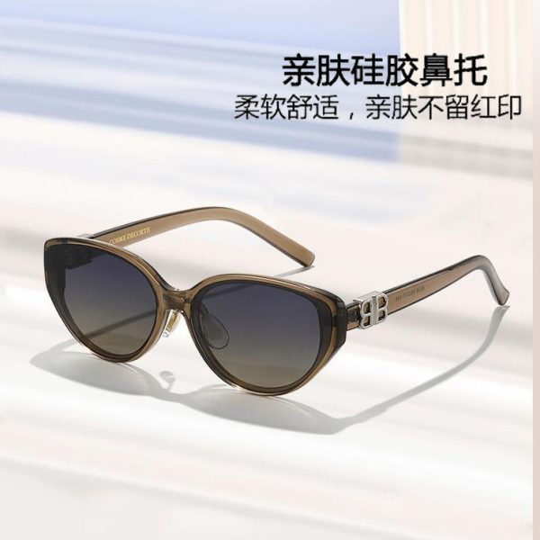 Retro cat-eye sunglasses women's high-end sense is suitable for square face sunscreen glasses seaside anti-UV men's sunglasses