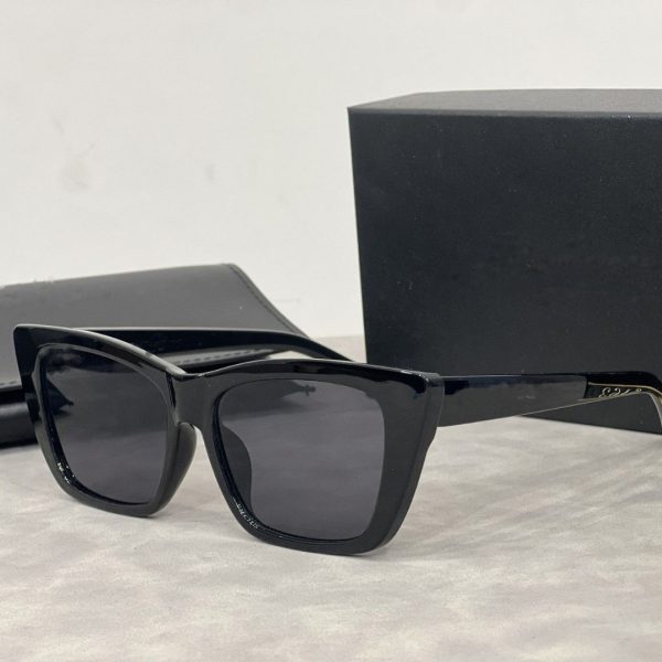 Large-framed square unisex sunglasses, youth trend, European style, foreign style, fashionable outdoor travel sunscreens
