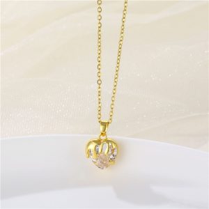 European and American cross-border jewelry, zircon love necklace, women's stainless steel heart-shaped crystal clavicle chain, peach heart strawberry necklace