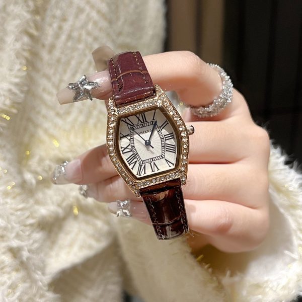 Cross-border trendy brand watch shape vintage watch waterproof tonneau barrel ladies quartz fashion trend