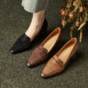Brown French sheepskin single shoes women's small square toe thick heel retro business women's shoes young and middle-aged temperament high heels