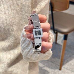 Love Pisno IBSO Spring New Gold Small Square Watch Light Luxury Niche Fashion Simple Women's Watch Steel Strap