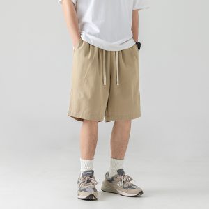 Hanlu Japanese men's texture loose cargo shorts men's summer versatile basic solid color casual pleated cropped pants