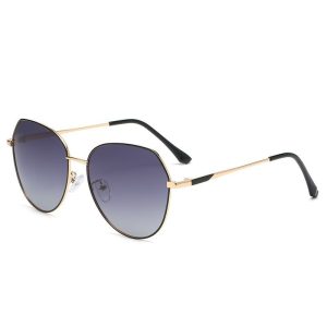 Live polarized sunglasses sunscreen women's sunglasses anti-ultraviolet slimming glasses driving mirror 8111