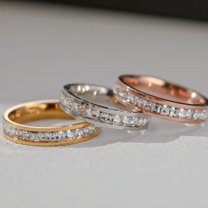 Korean version of light luxury square diamond full of stars titanium steel ring women's ins simple fashion personality ring ring ring does not fade wholesale