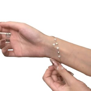 New bracelet: exquisite temperament, silver rose flower, simple and versatile bracelet, four-leaf clover, niche high-end bracelet