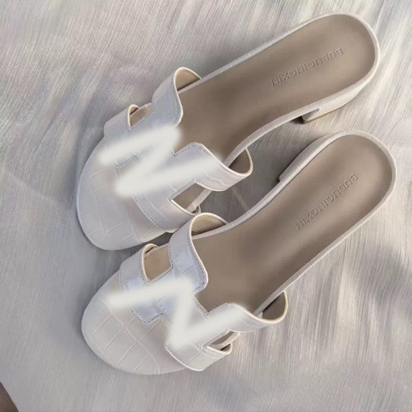 Real sheepskin summer lazy H sandals are fashionable and versatile, beach flats, ins, trendy white slippers for women to wear - Image 3