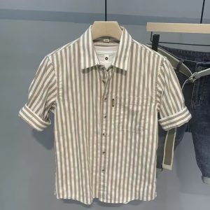 Summer new five-point short-sleeved shirt, men's trendy casual mid-sleeve striped youth shirt, fashionable thin base shirt